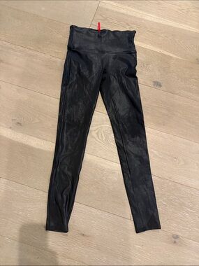 SPANX Black Shimmer High-Waist Leggings with Red Tag
